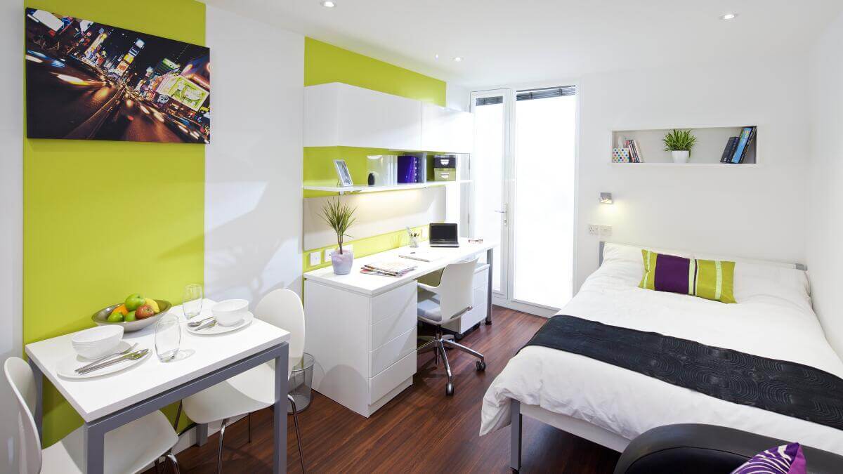 Interior view of a room in Griffon Studios, GradPad postgraduate halls ...